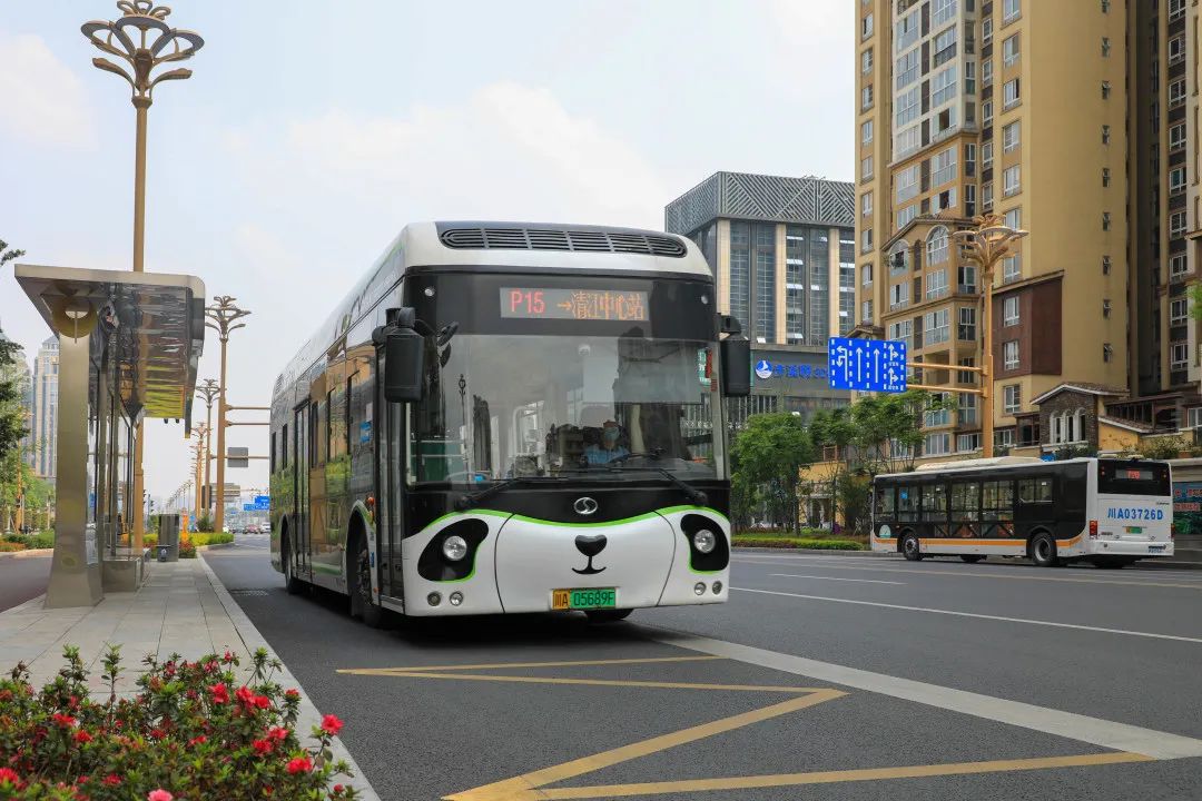“绿色氢都”重点项目建设正酣，郫都区加快推进氢能产业建圈强链